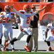Illustration for article titled Browns Send Johnny Manziel Back To The Bench, For Some Reason